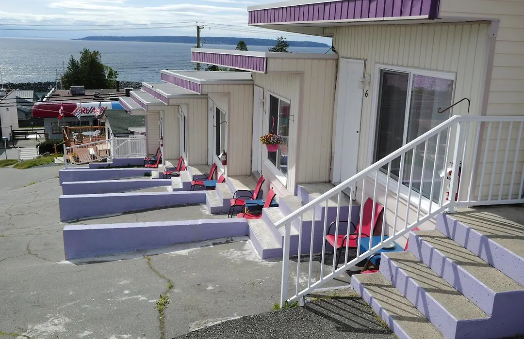 Westview Centre Motel Ltd-1