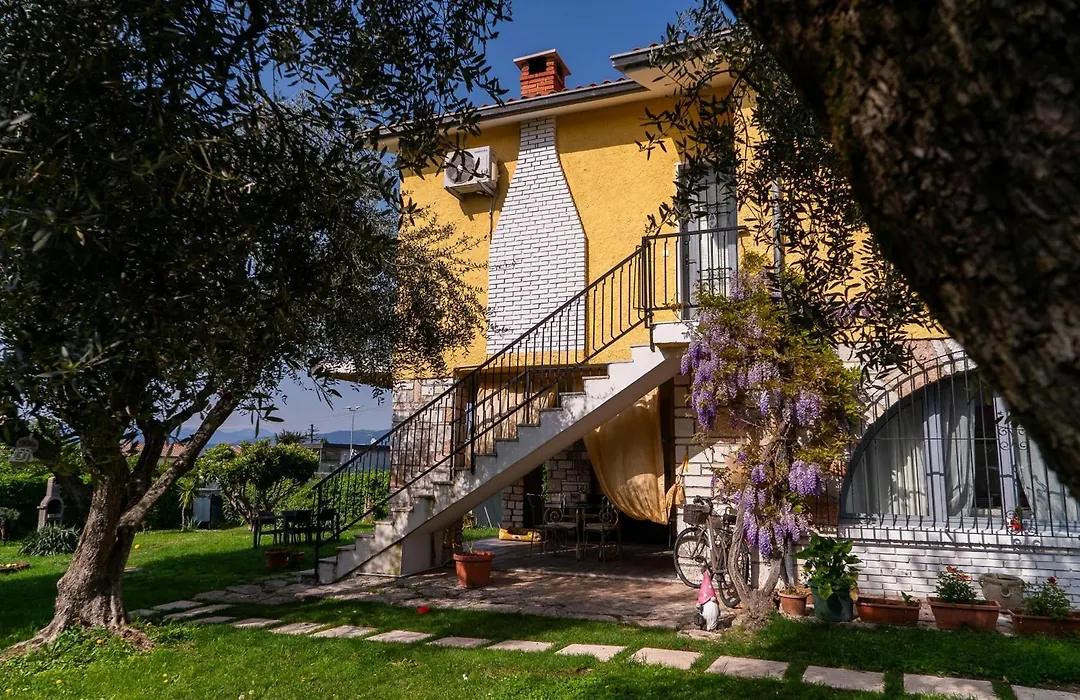 Villa La Magnolia - Private Beach Access, Garden, Views-1