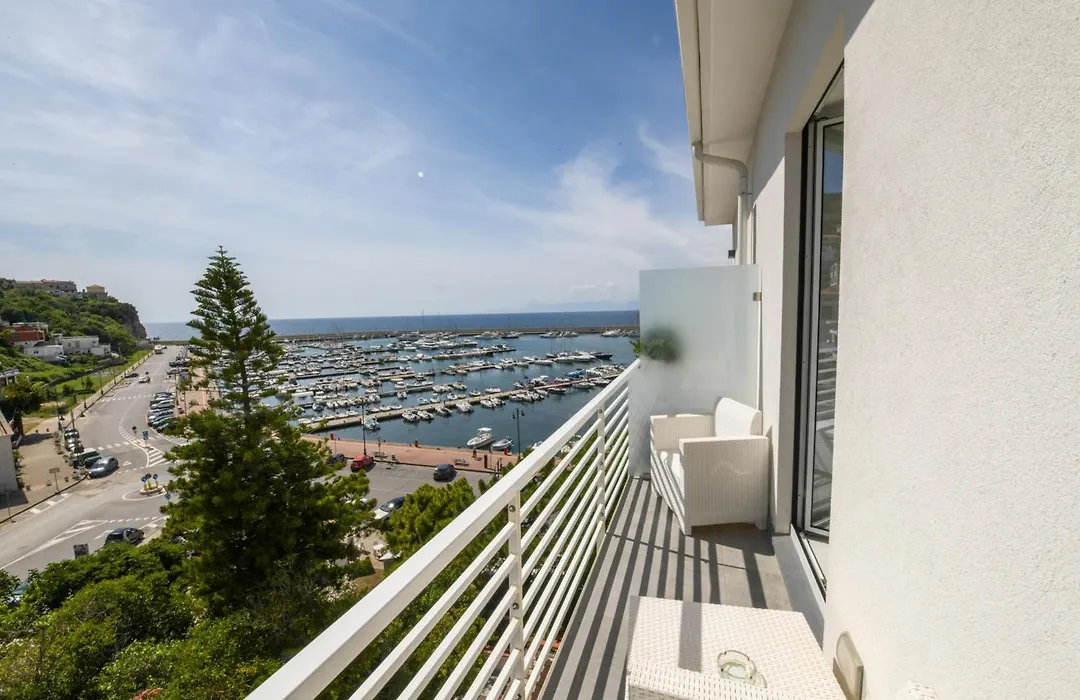 Donna Adriana Rooms-1