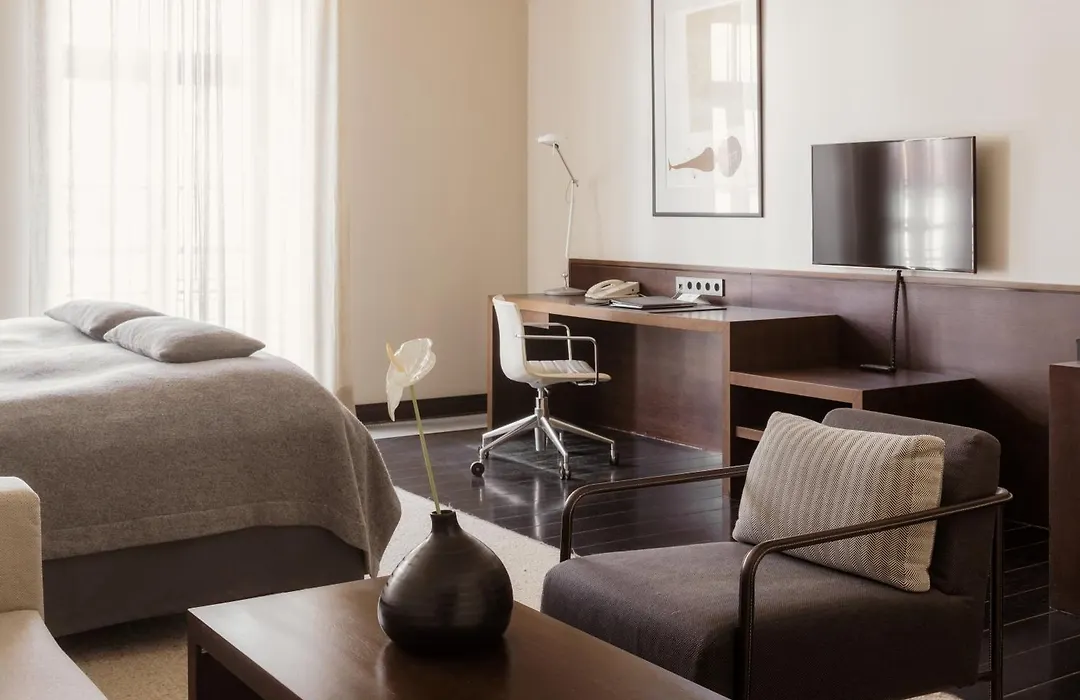 Hotel Bergs Suites-1