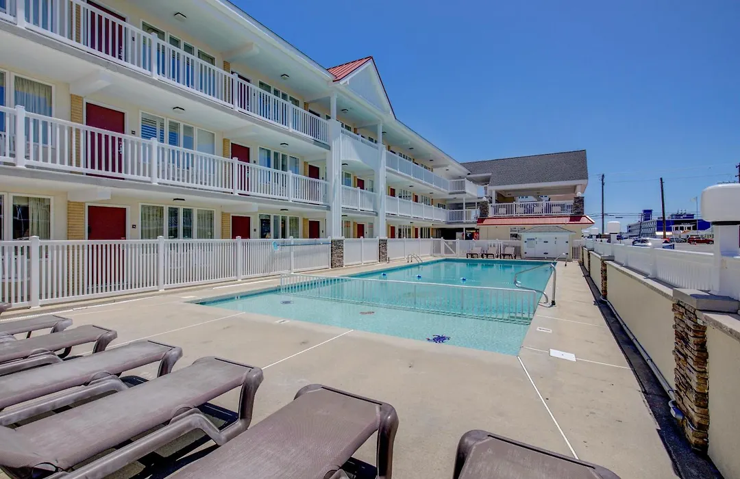 Desert Sand Resort-1