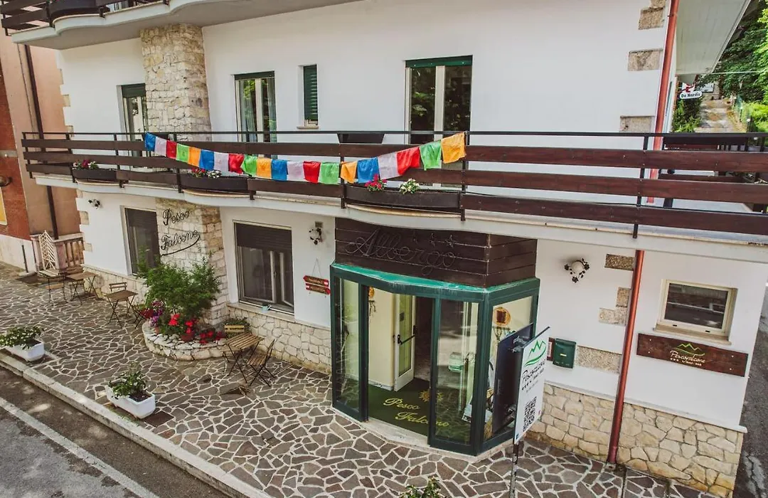 Hotel B&B Pescofalcone-1