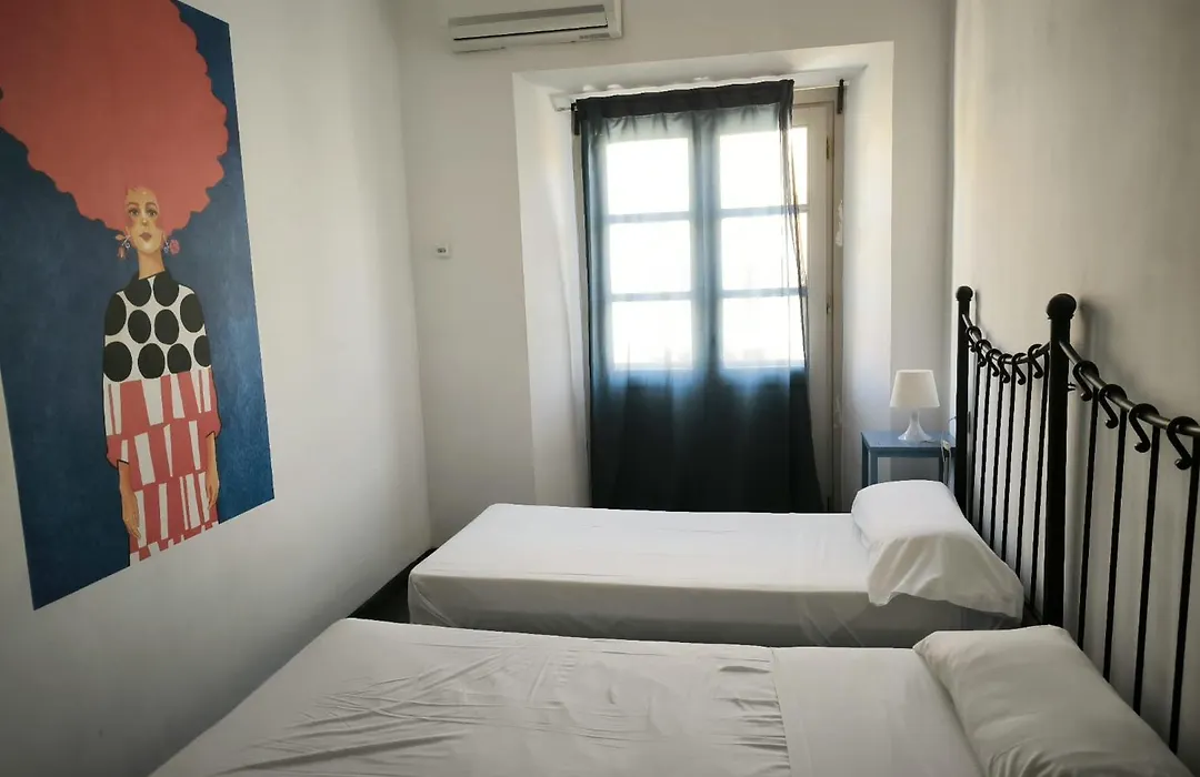 Feel Hostels Soho Malaga-1