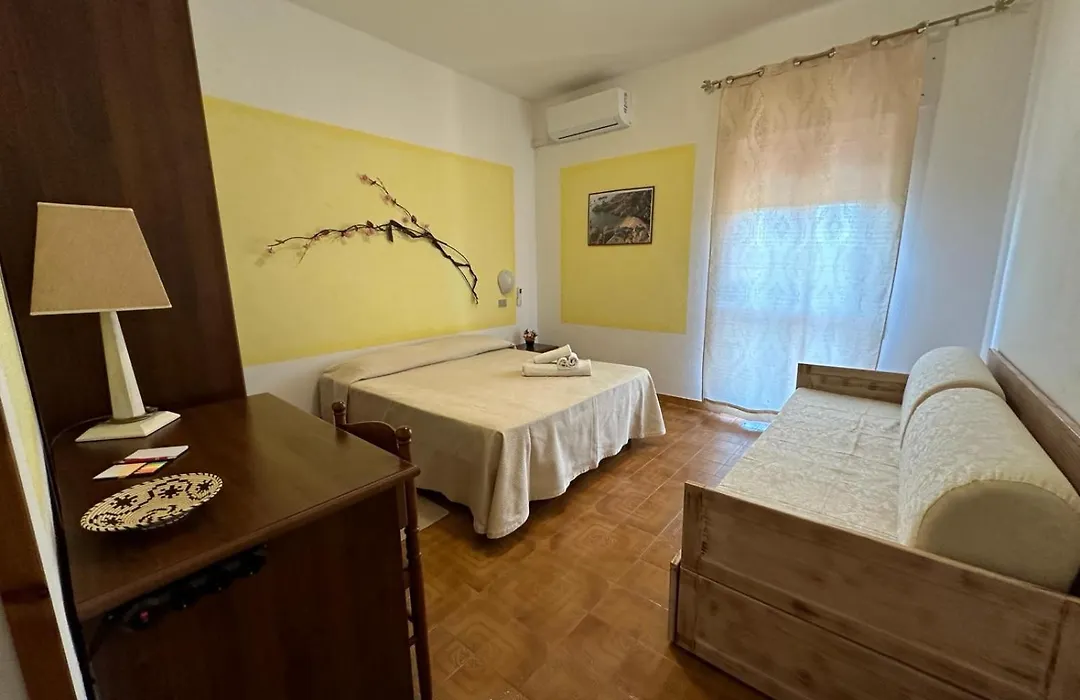 Hotel Mediterraneo-1