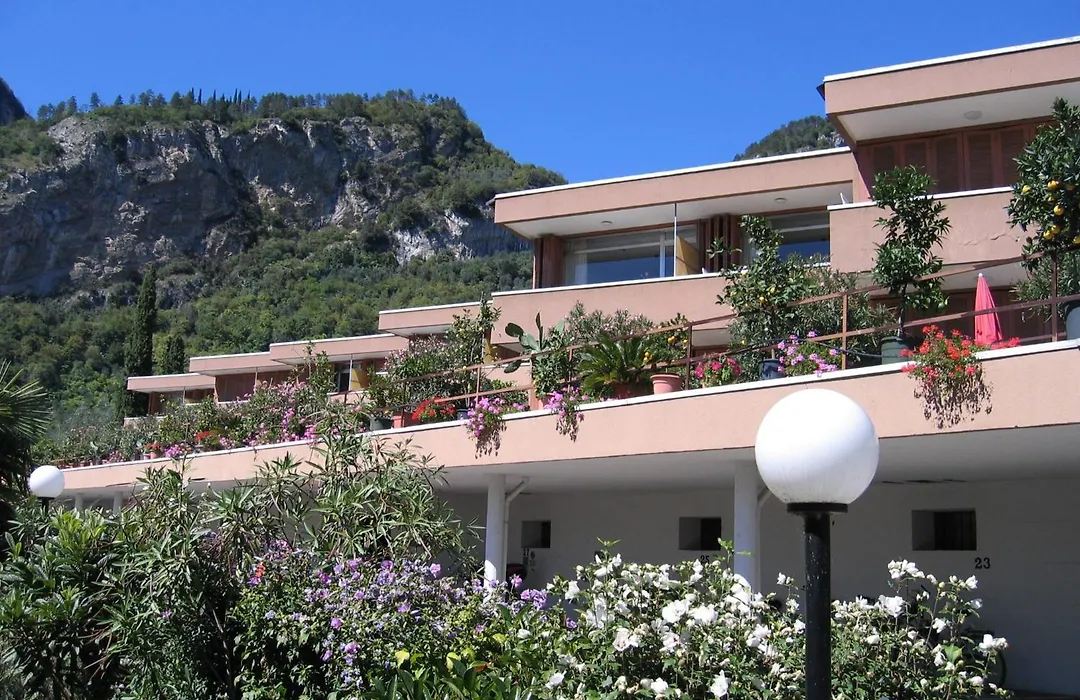 Residence Cascata Varone-1