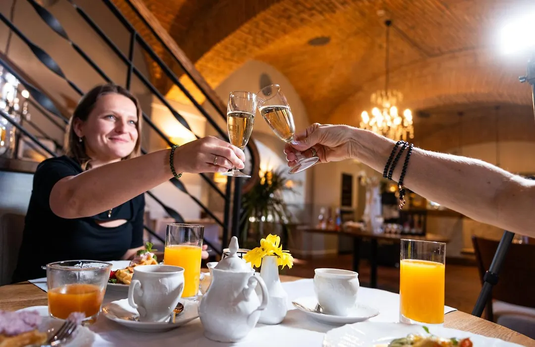 Pytloun Chateau Hotel Ctenice-1