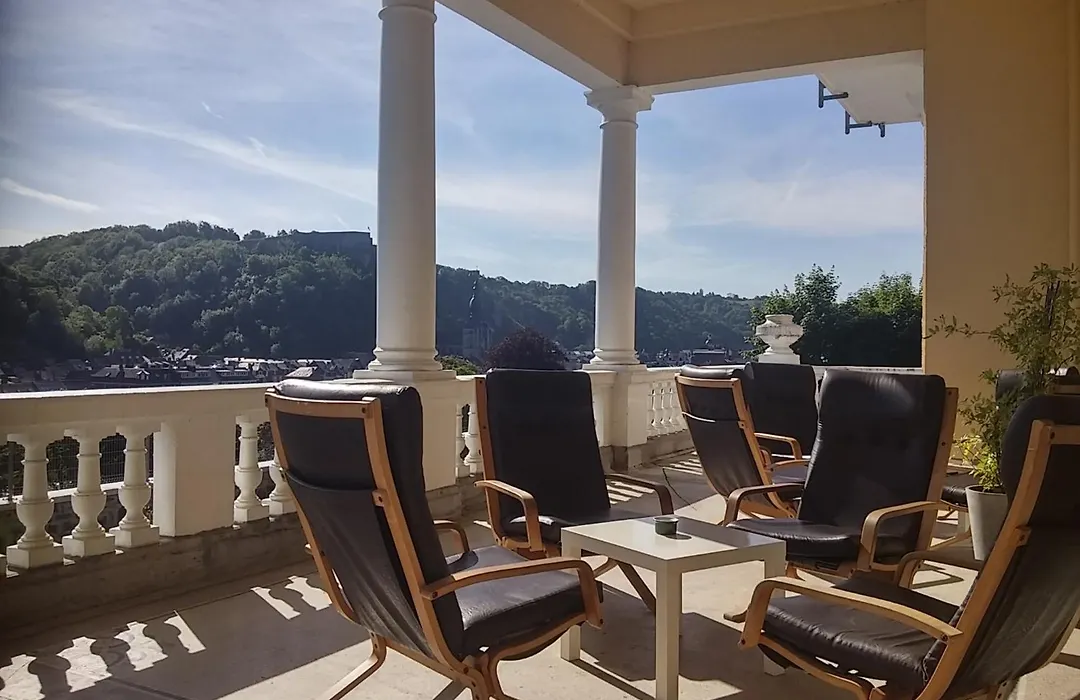 Hostel Splendid Palace Dinant - Vue Meuse & Citadelle-1