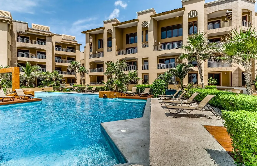 Residences El Faro, surf 201-1