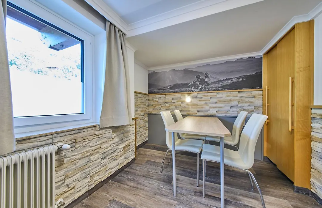 Ski & Bike Appartements Forsthaus-1