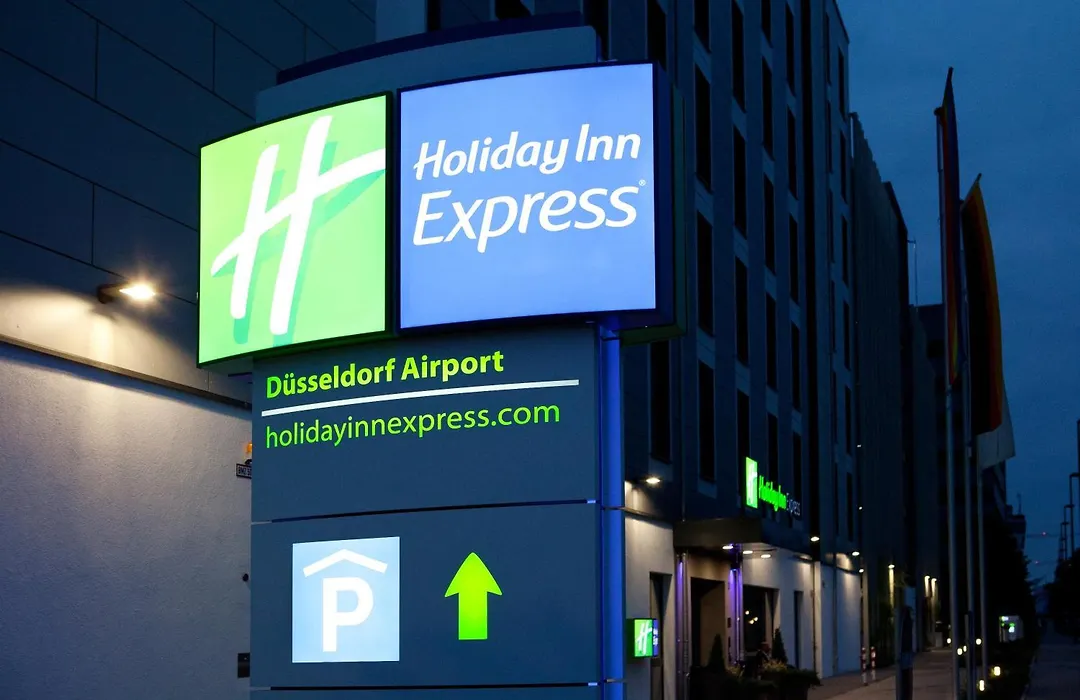 Holiday Inn Express - Duesseldorf Airport-1