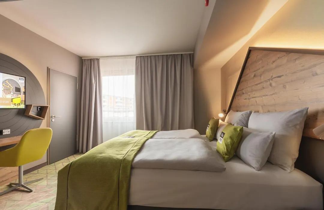Holiday Inn - The Niu, Mill Cologne Muelheim, An Ihg Hotel-1