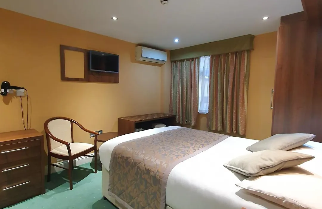 Hotel Oliver-1