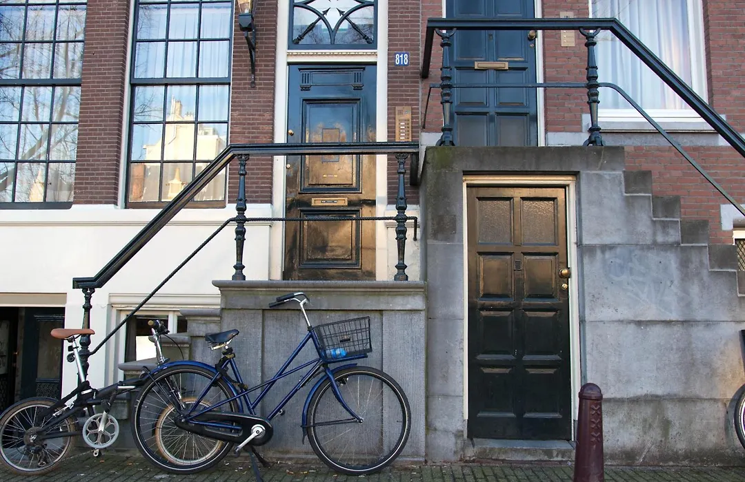 Amsterdam Canal Suites-1