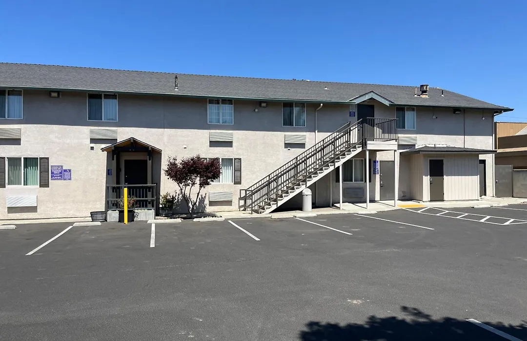 Western Motel-1