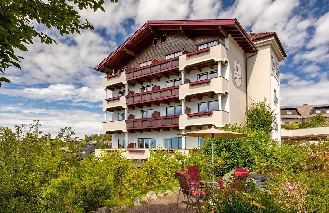 Natur- und Wohlfühlhotel Kastenholz-1
