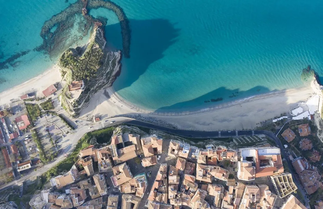 S'O Suites Tropea-1