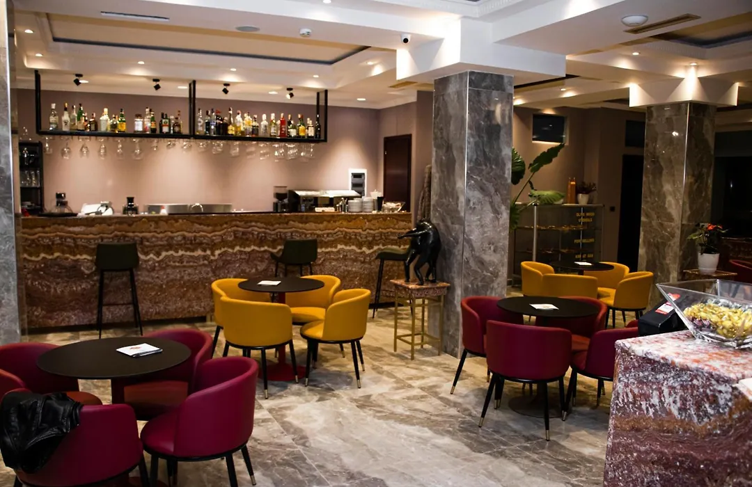 Hotel Elysee-1
