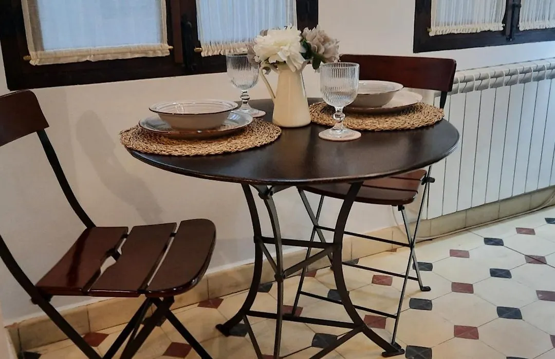 Apartamentos Rurales El Zarzo-1