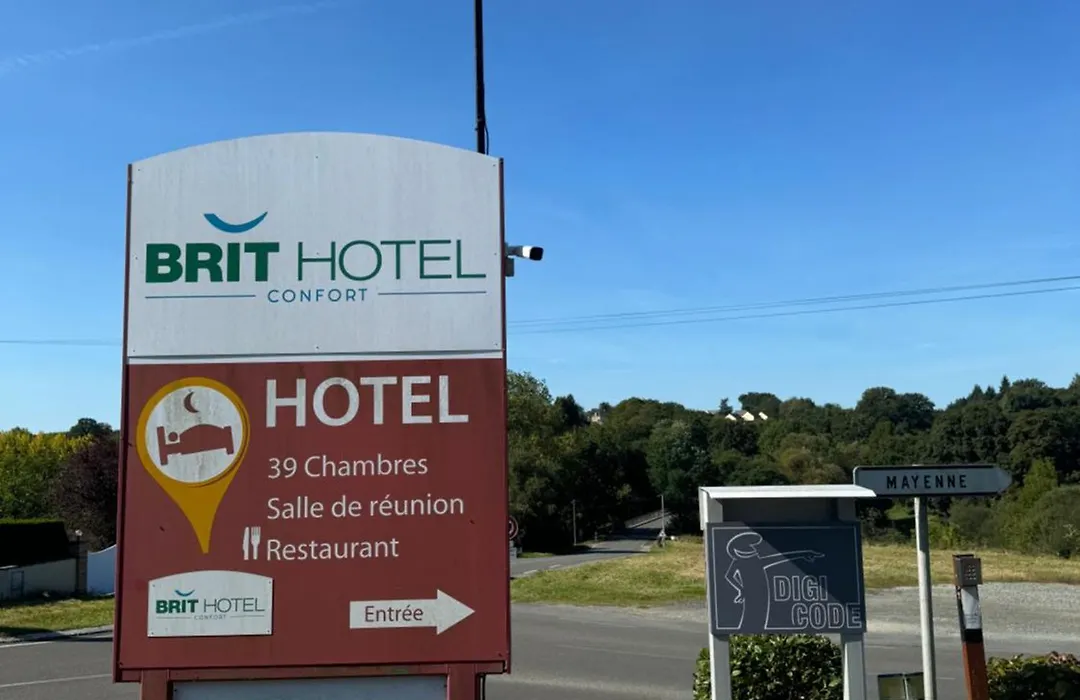 Best Hotel Mayenne-1