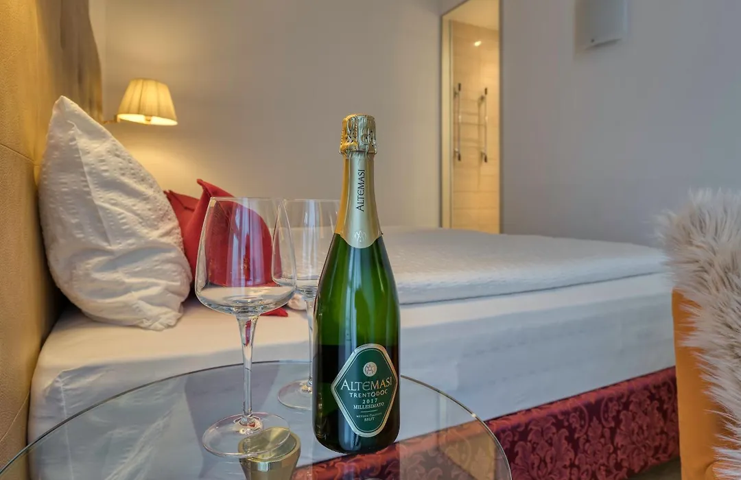 Hotel Sporting Trento-1