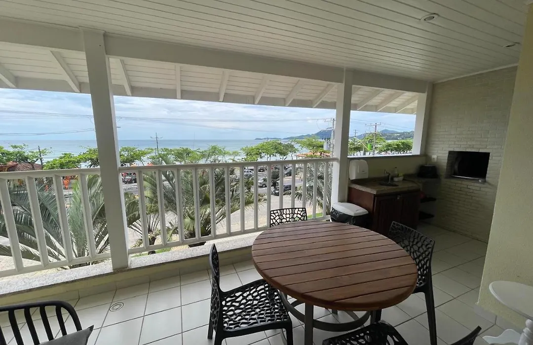 Apartamento Frente Mar Ubatuba Praia Grande-1