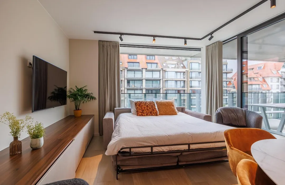 The Cornr Hotel-1