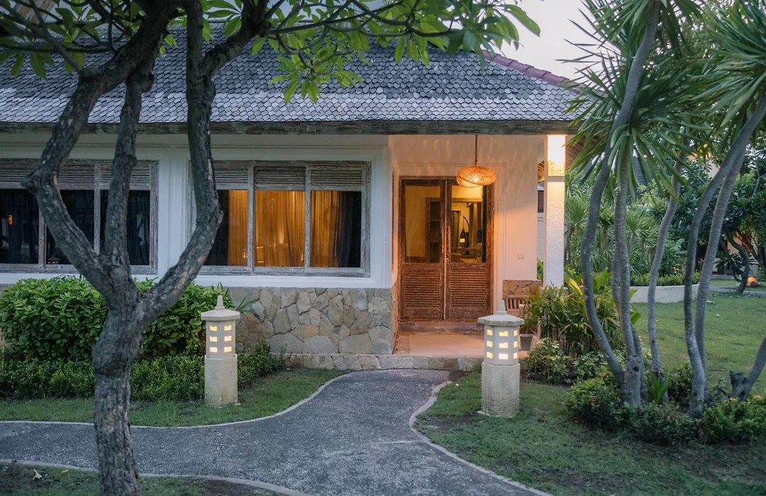 Vila Ombak-1