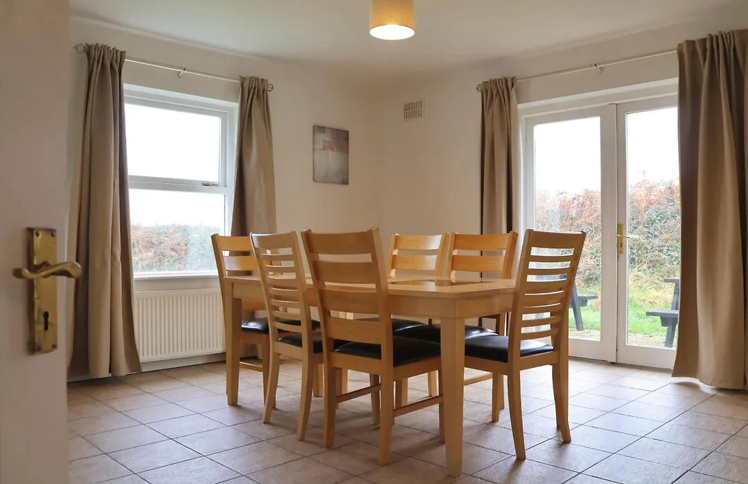 Doolin Village Lodges-1