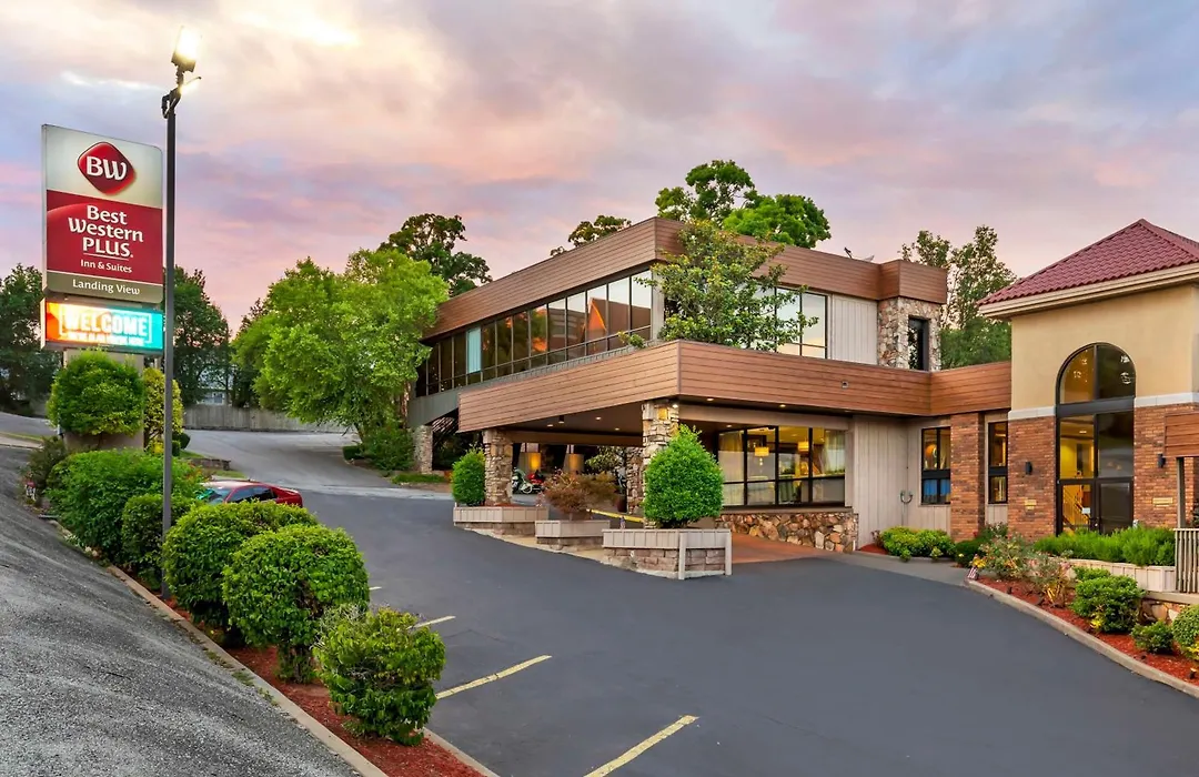 Best Western Plus Landing View Inn & Suites-1