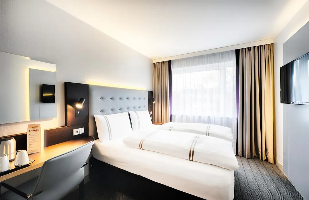 Premier Inn Berlin City Süd-1