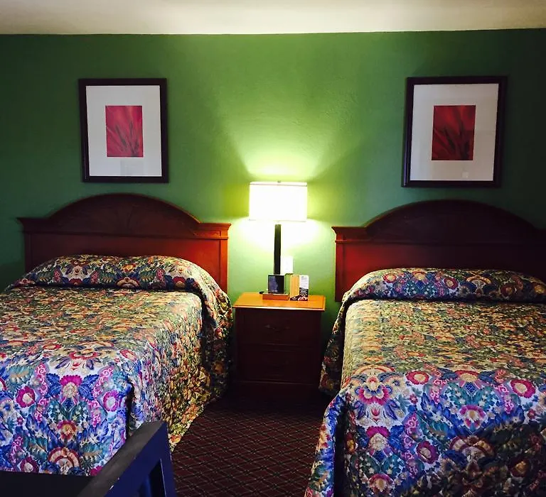 Hacienda Motel-1
