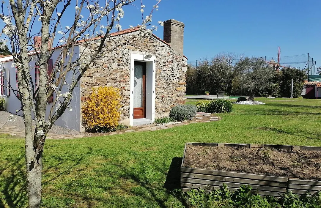 La Longere Des Olonnes-1