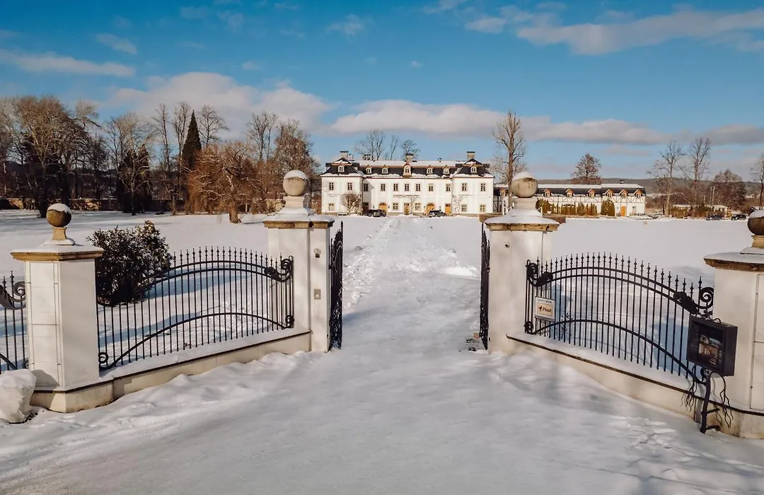 Pałac Pakoszów Schlosshotel Wernersdorf-1