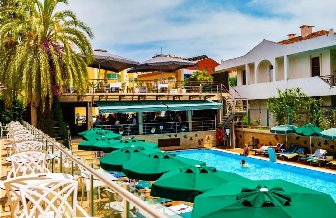 Ambasador Hotel-1