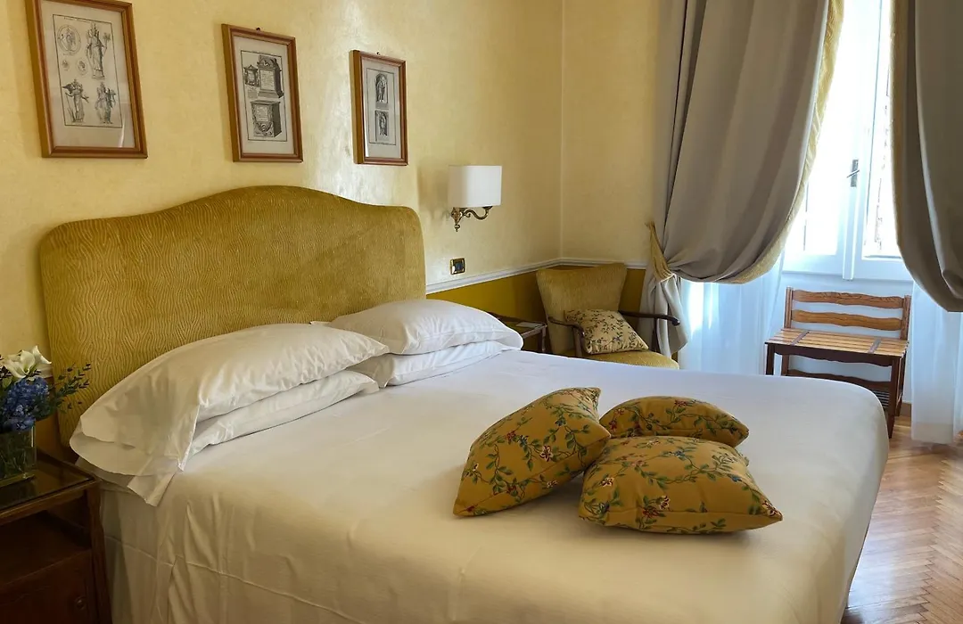 Bettoja Hotel Massimo D'Azeglio-1