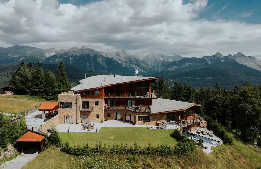 Chalet G12 - Mountain Luxury Apartments By Peak Stay-1