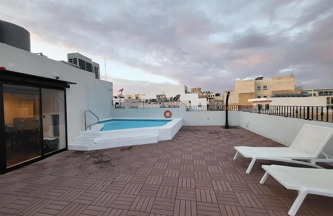 Carlton Hotel-1