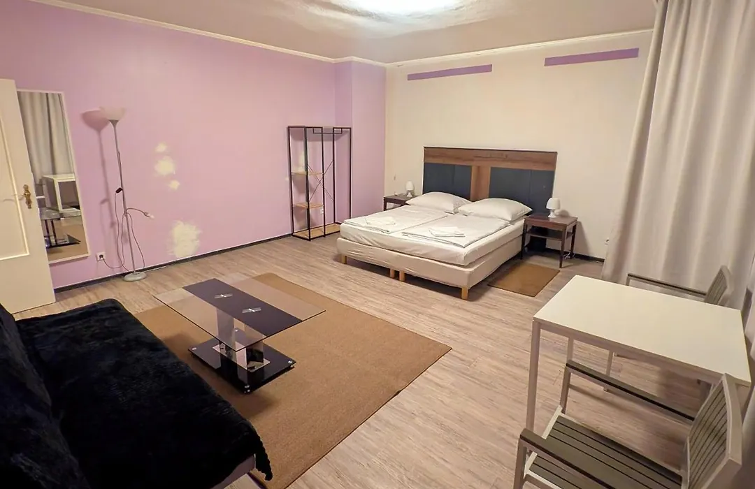 Puschkin Rooms-1