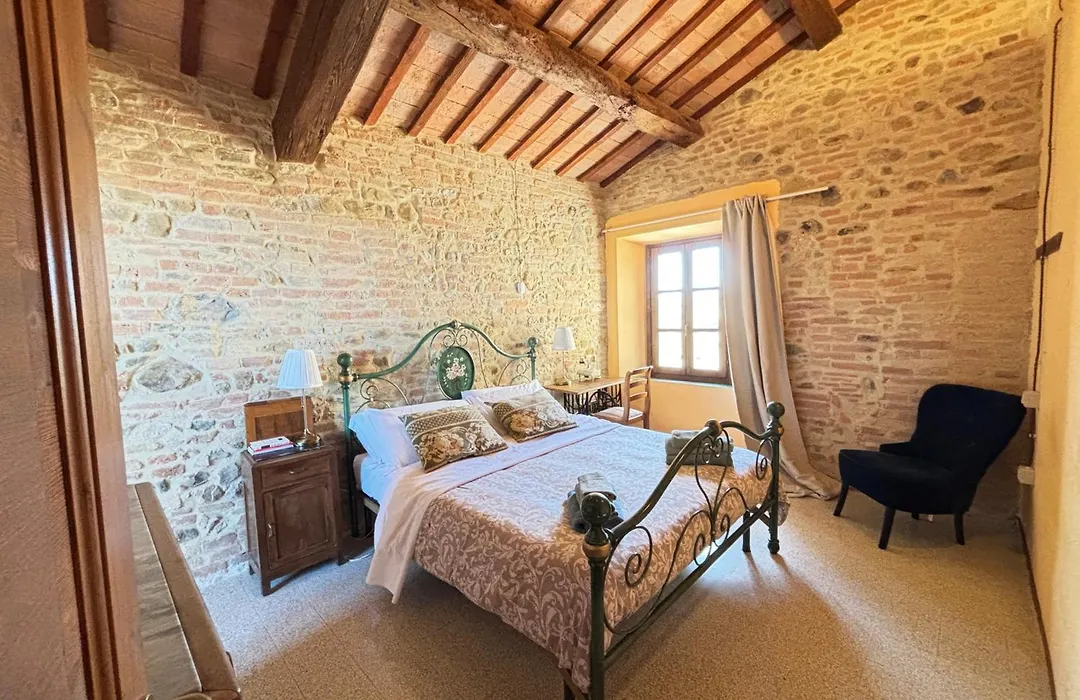 Perugia Farmhouse-1