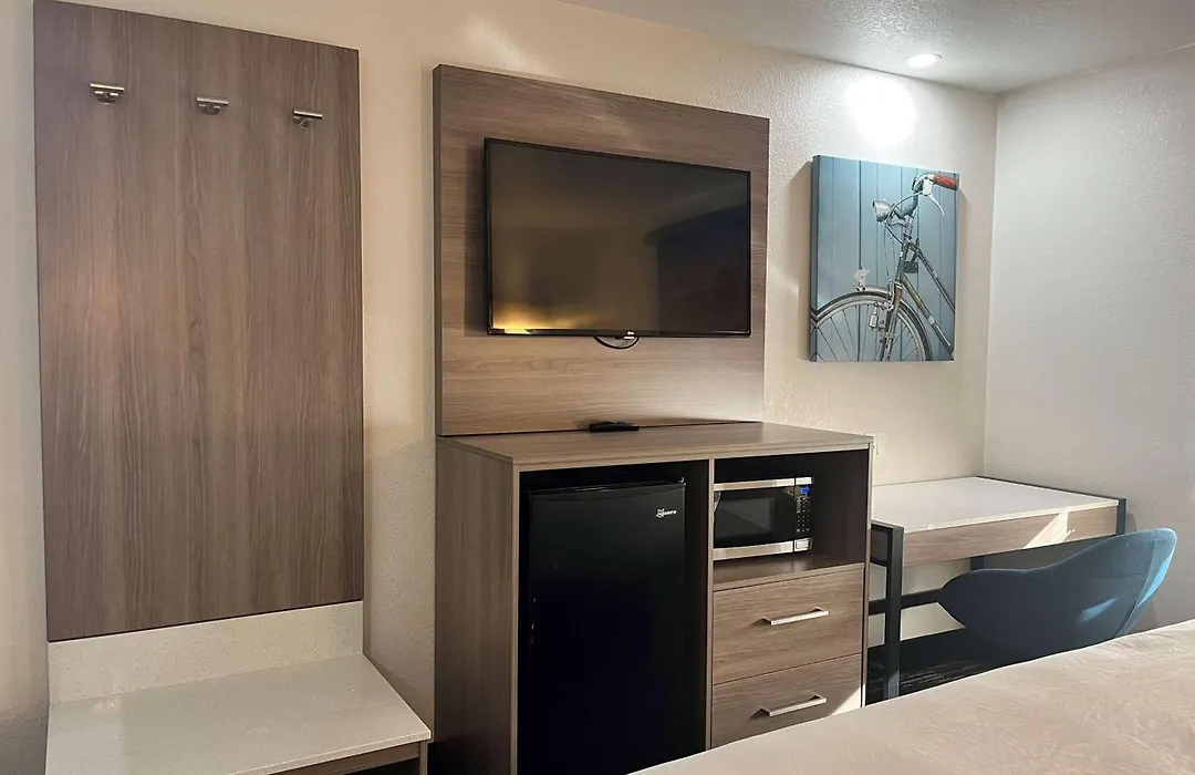 Baymont By Wyndham Indianapolis Northeast-1