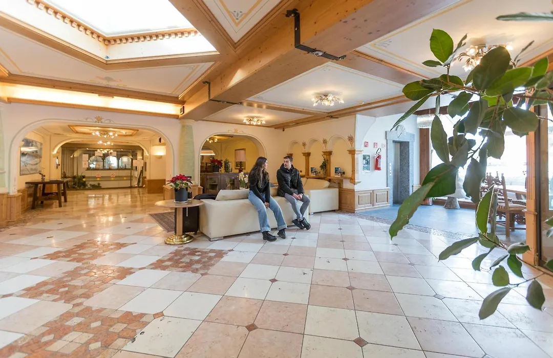 Hotel Intermonti-1