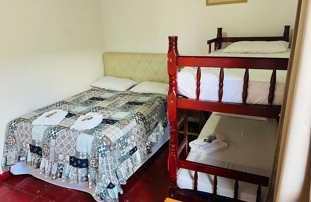 Hostel Pé na Areia-1