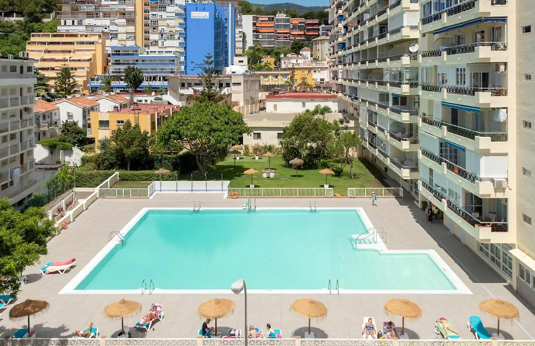 Apartamentos Nucleo Cristal-1