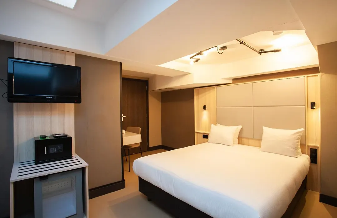 The Alfred Hotel-1