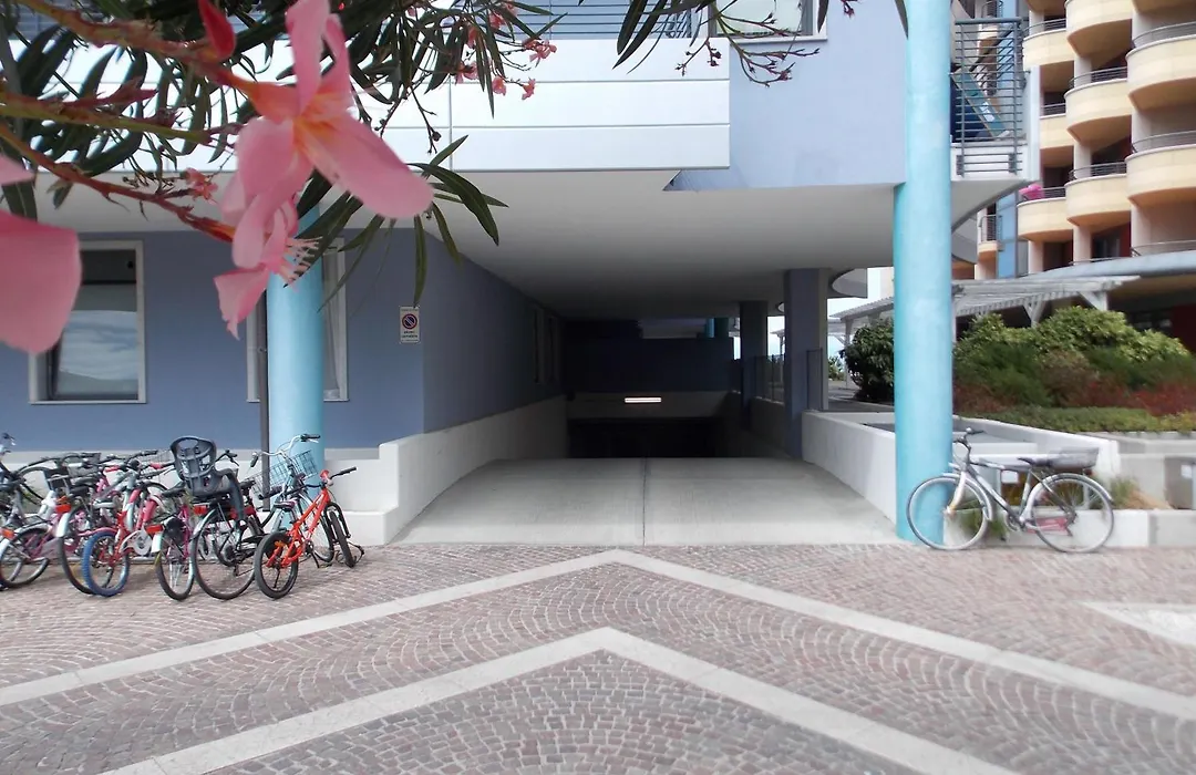 Costa Azzurra Apartment-1