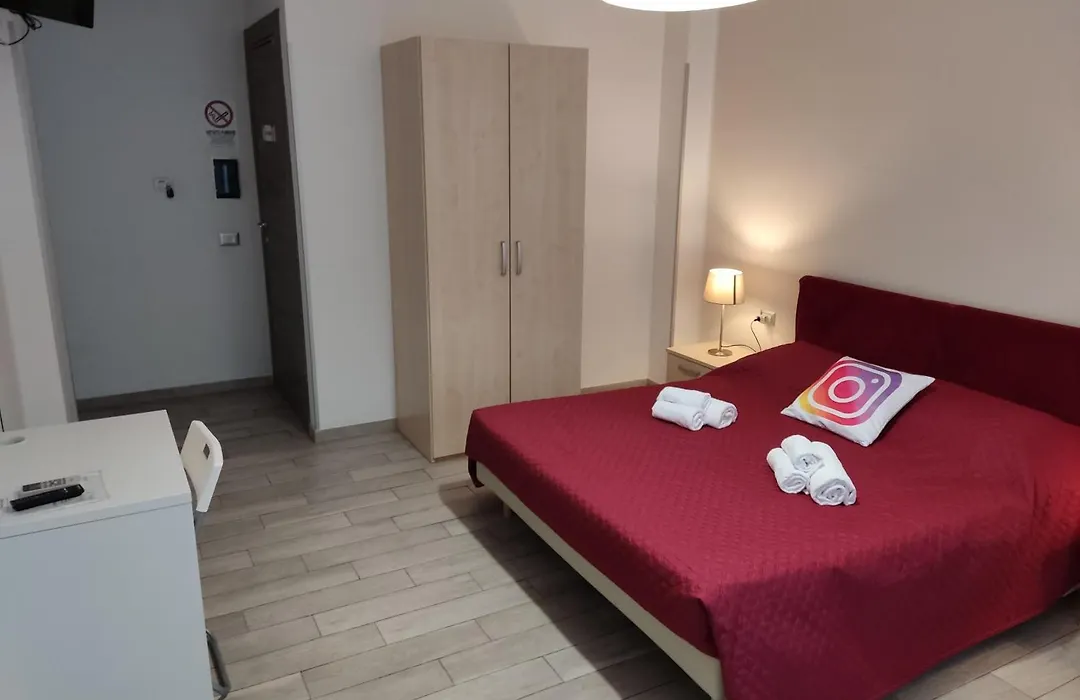 Guest House Web Room-1