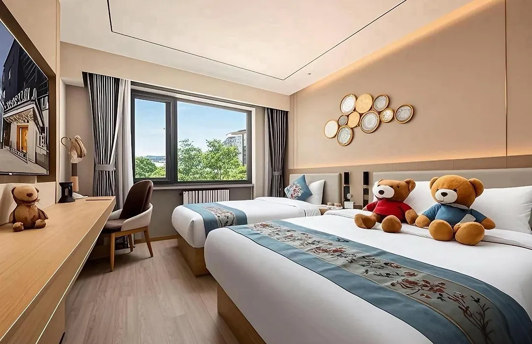East Sacred Hotel-Beijing Tiananmen Square,The Forbidden City,Wangfujing Subway St Ation,Located In The City Center-1