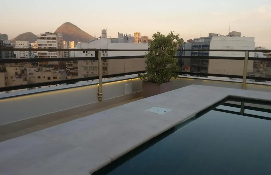Leblon Inn, Flat com Arrumação Diária, Academia, Garagem e 2 Quadras da Praia by Tata-1