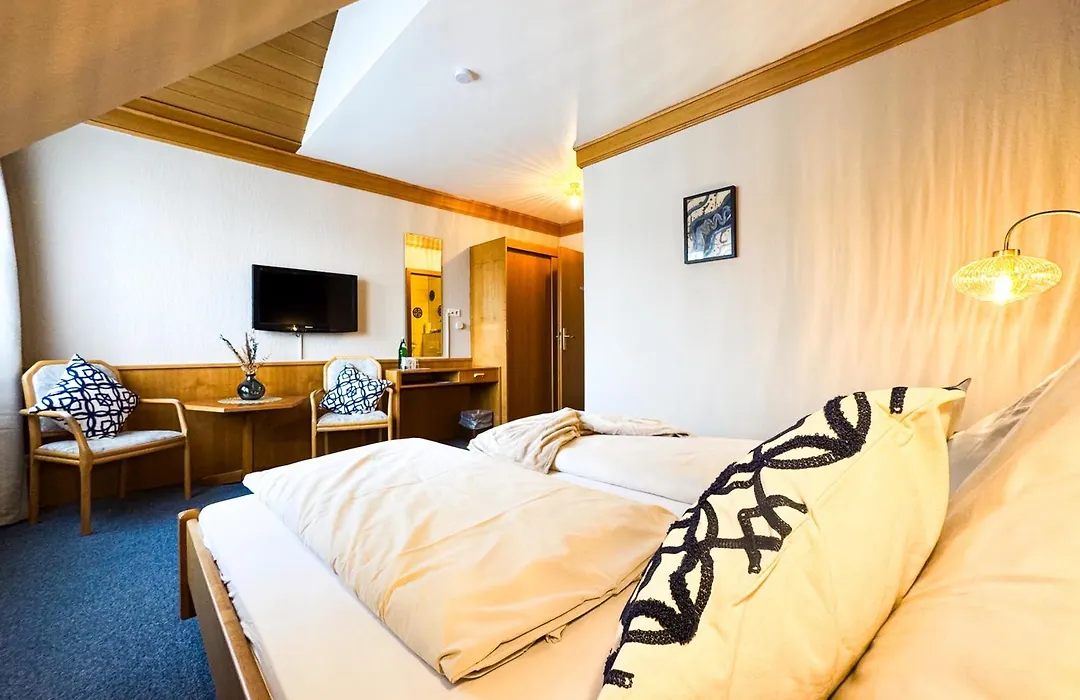 Hotel Guelser Weinstube-1