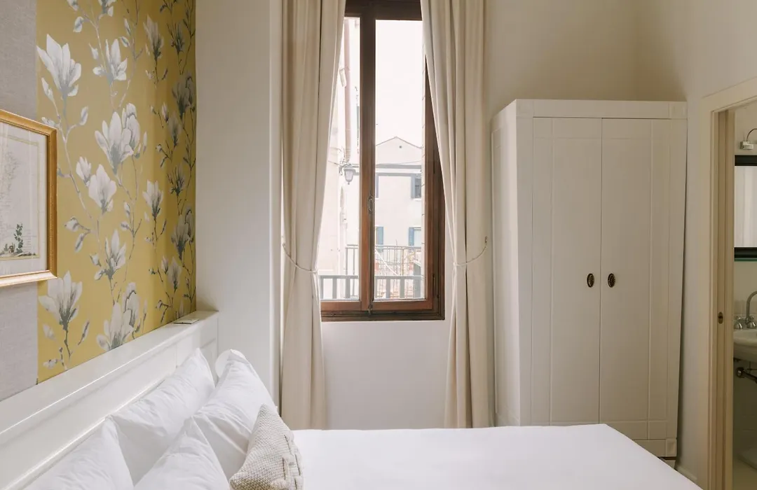 Ih Hotels Venezia Salute Palace (Adults Only)-1